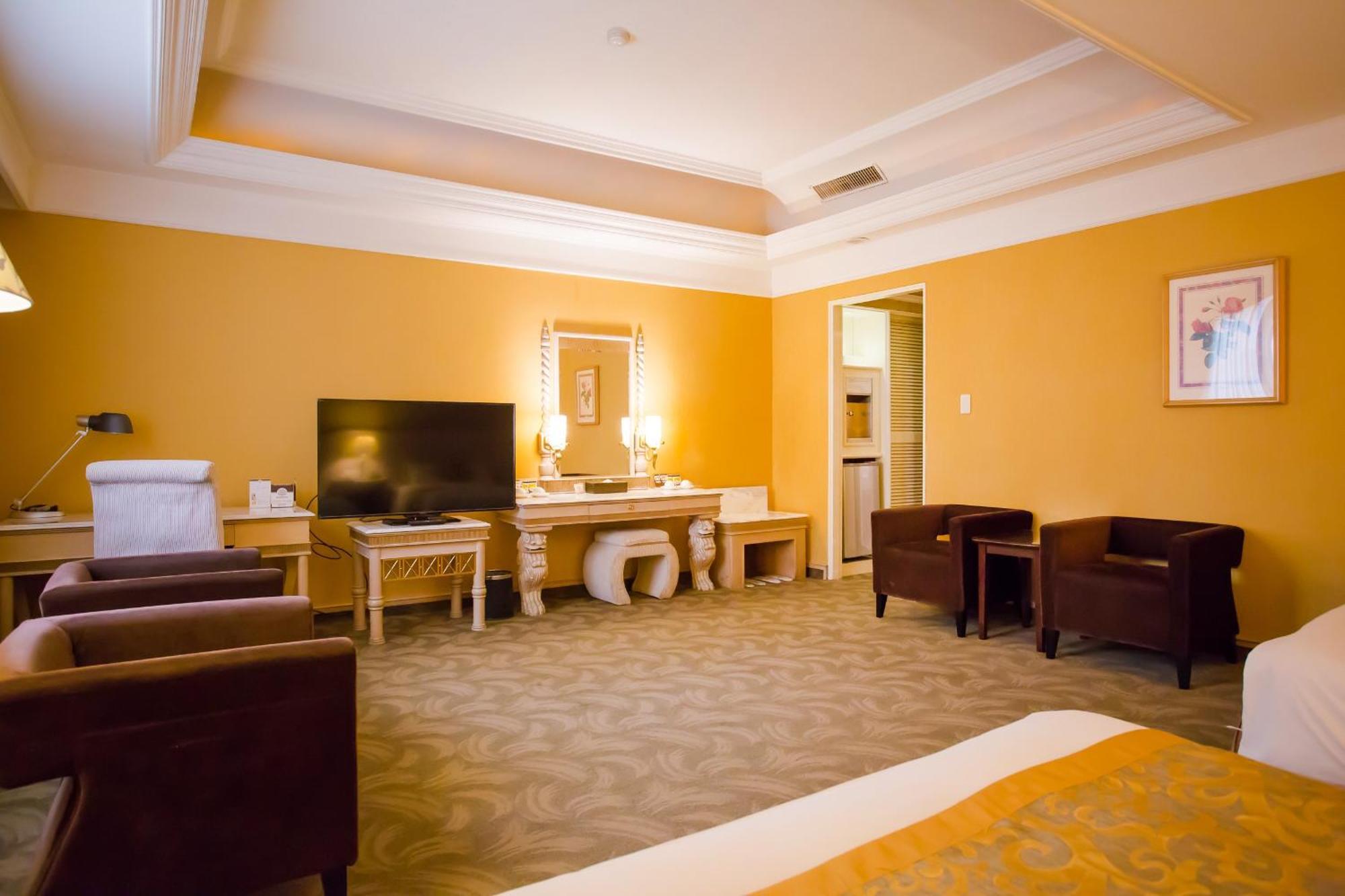 Ohotel Taichung Exterior photo