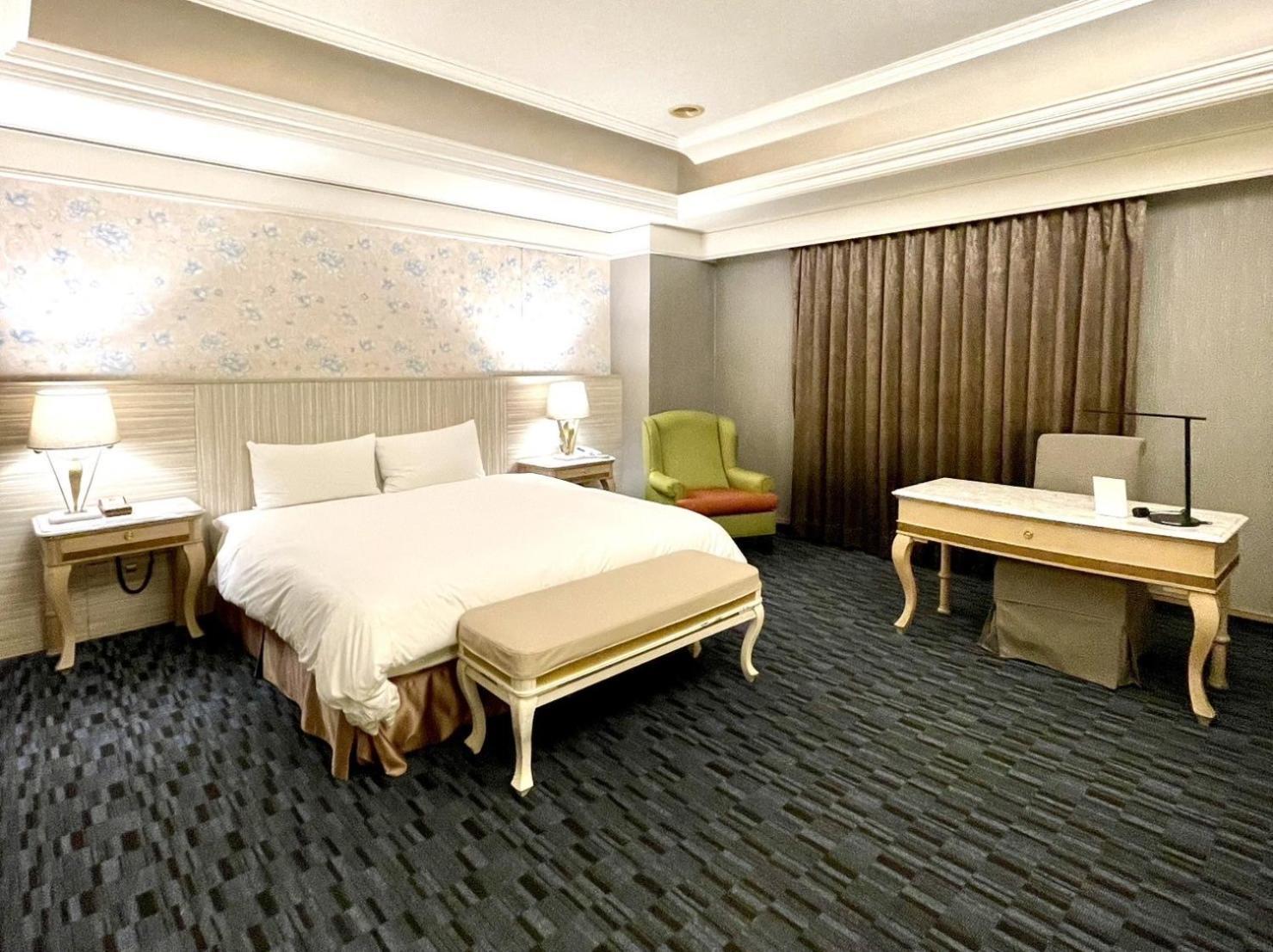 Ohotel Taichung Exterior photo