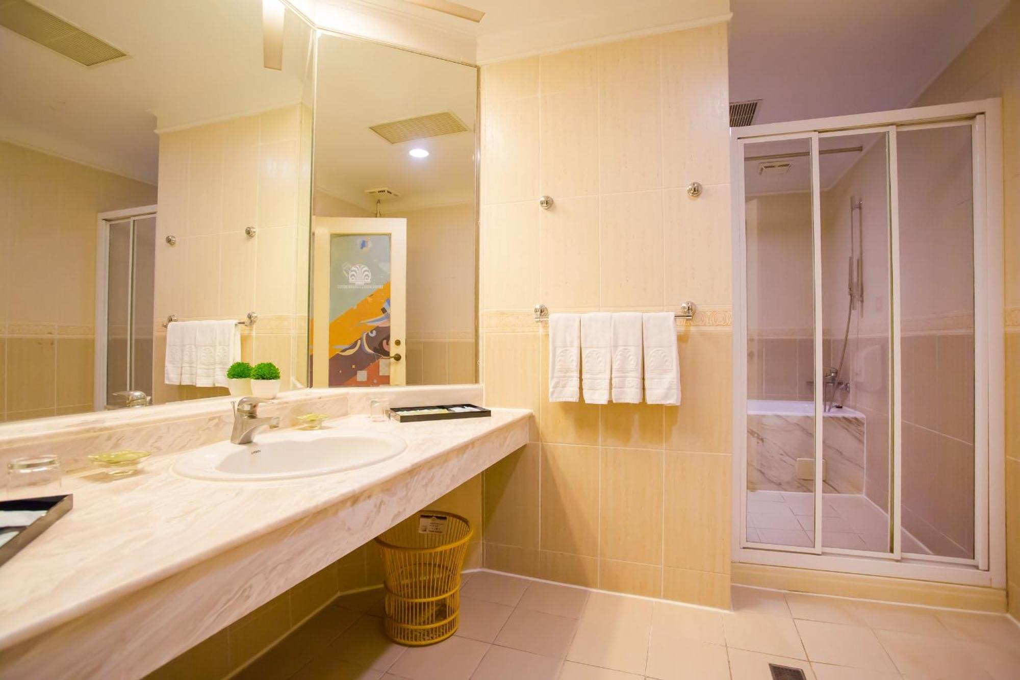 Ohotel Taichung Exterior photo