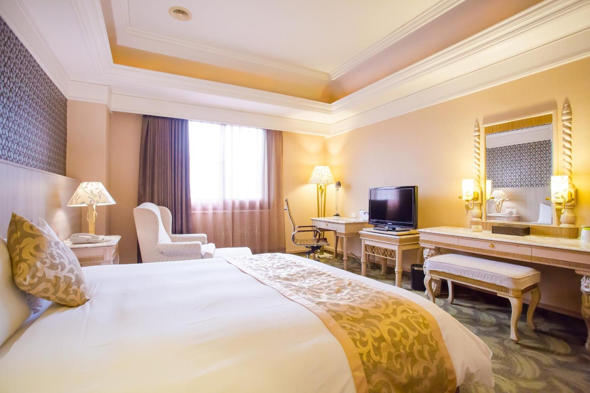 Ohotel Taichung Exterior photo