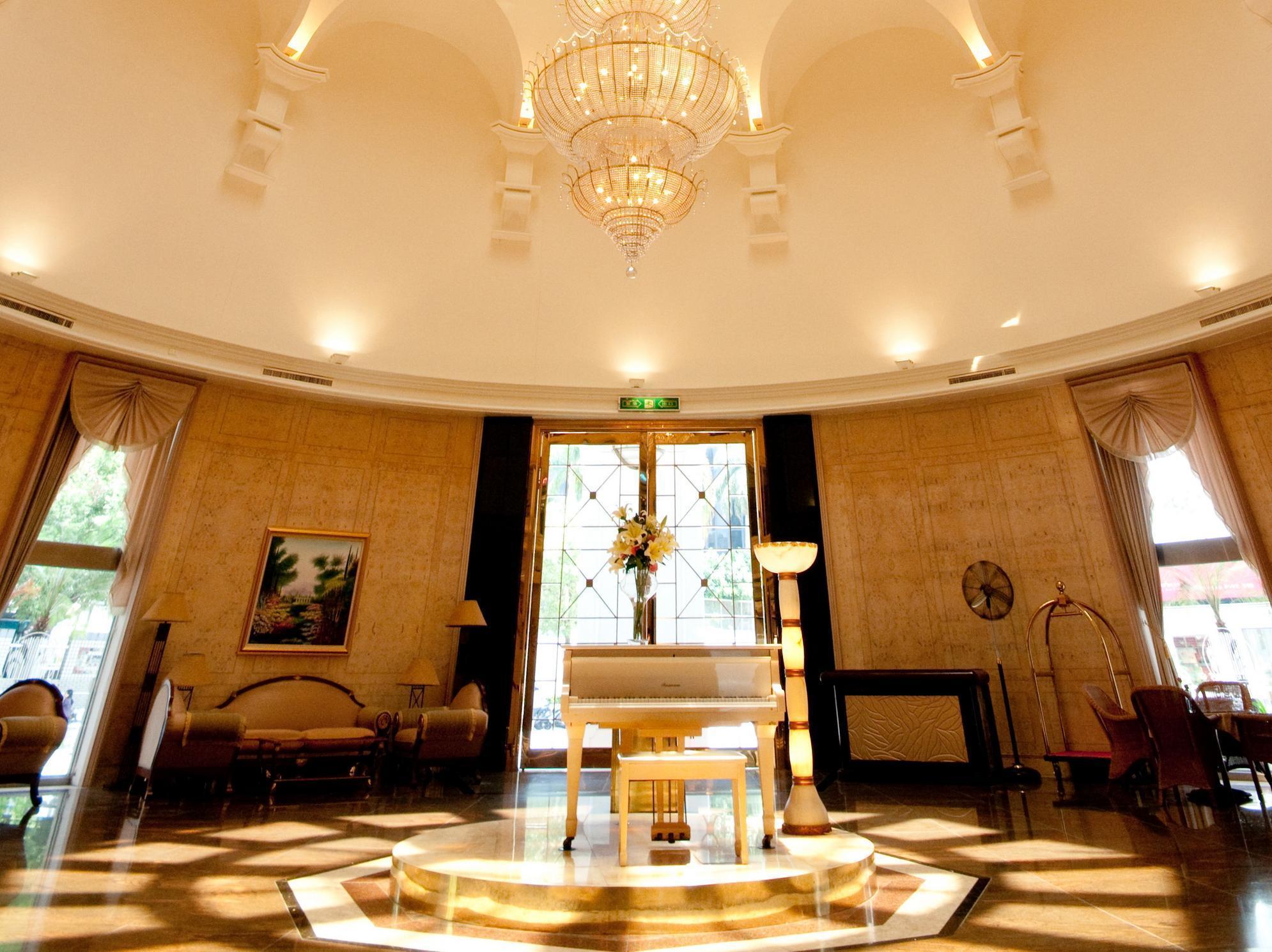 Ohotel Taichung Exterior photo